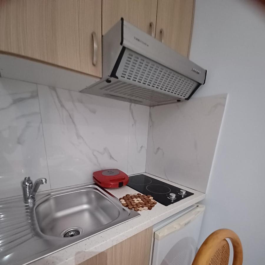 Arileo Hotel Химар Стая снимка