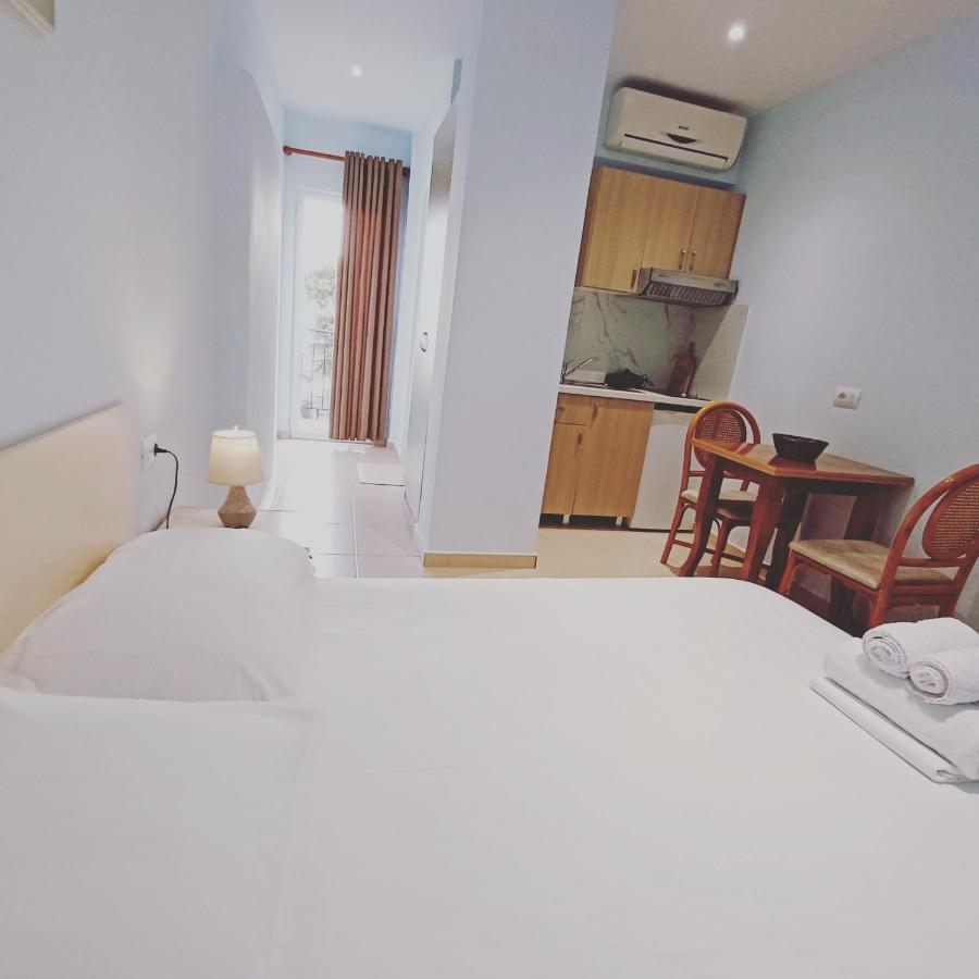 Arileo Hotel Химар Екстериор снимка