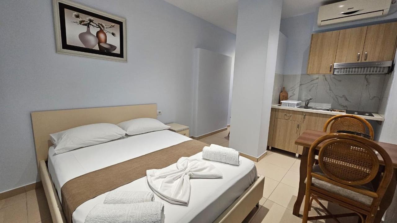 Arileo Hotel Химар Стая снимка