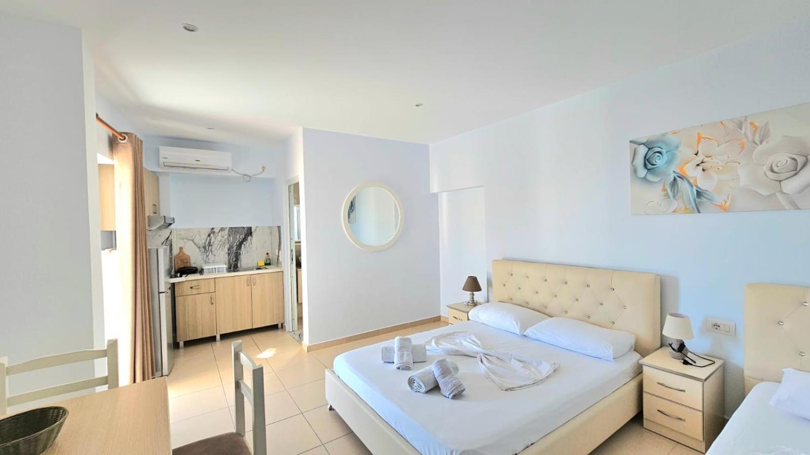 Arileo Hotel Химар Екстериор снимка