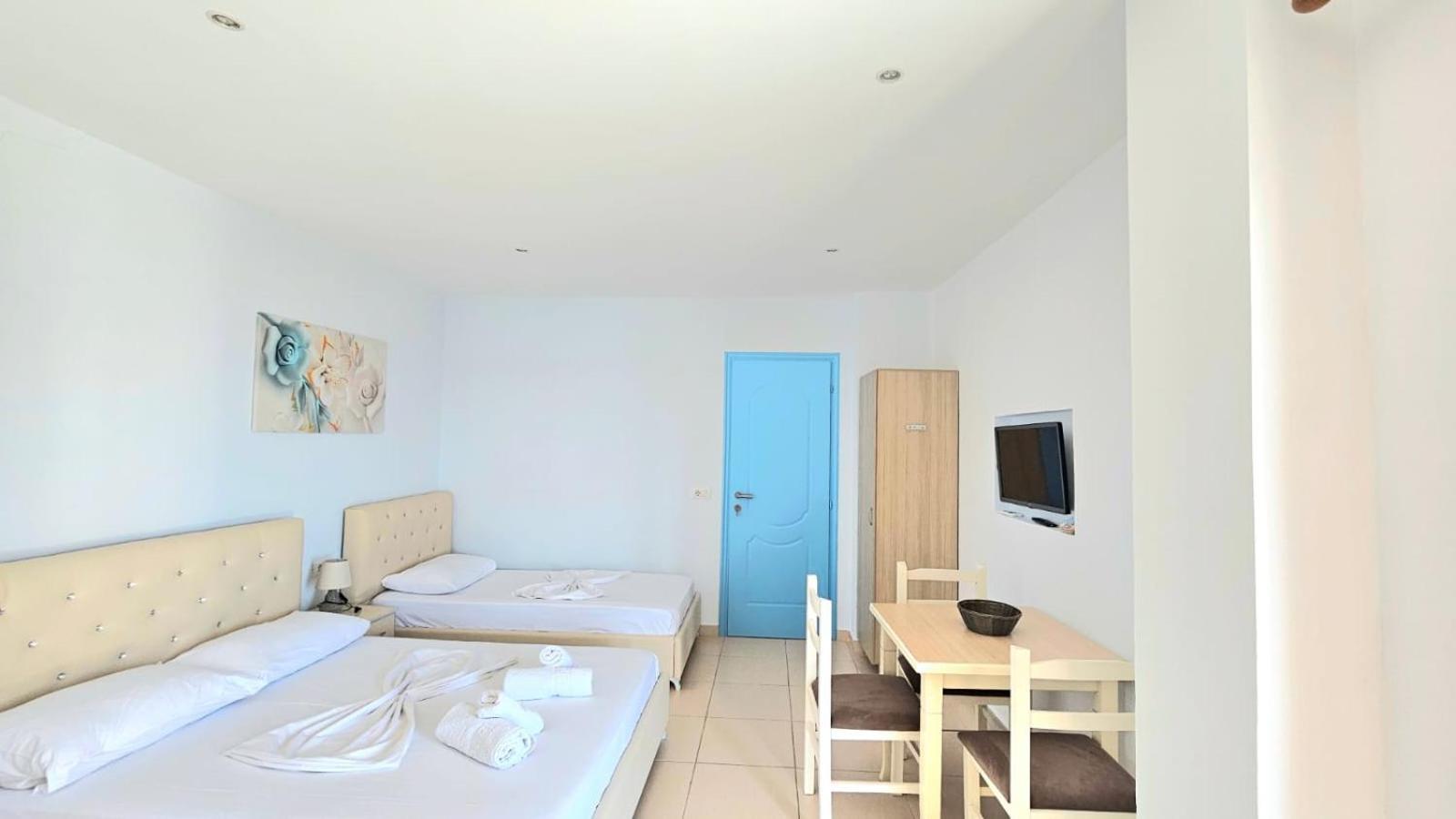 Arileo Hotel Химар Стая снимка